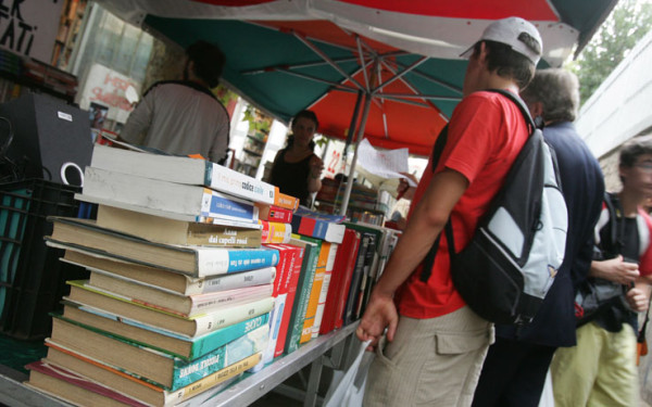 scuola_libri_caro_libri